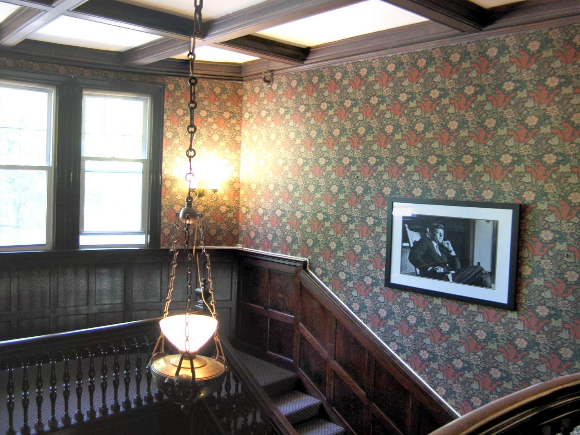 Longwood Inn บรูคไลน์ ภายนอก รูปภาพ