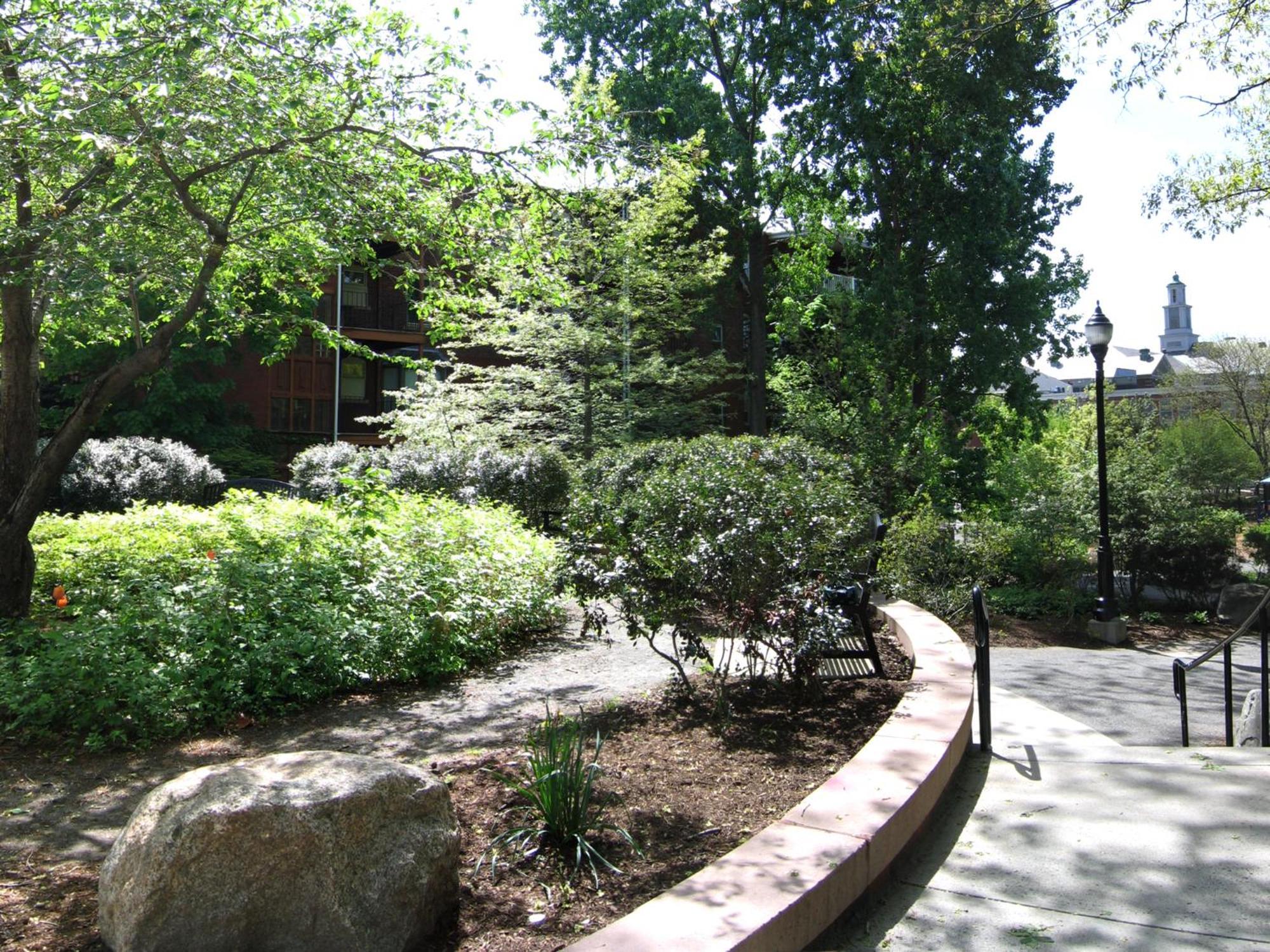 Longwood Inn บรูคไลน์ ภายนอก รูปภาพ